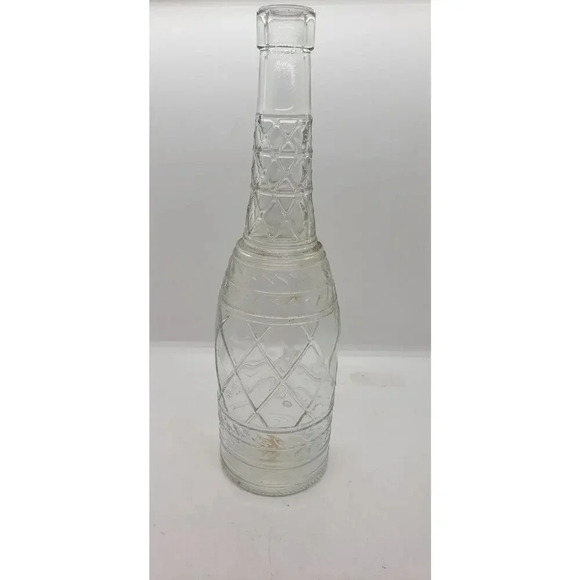 Vintage Bottle Decorative Diamond Lattice Embossed Pattern Decanter Wines Canada - Picture 1 of 7